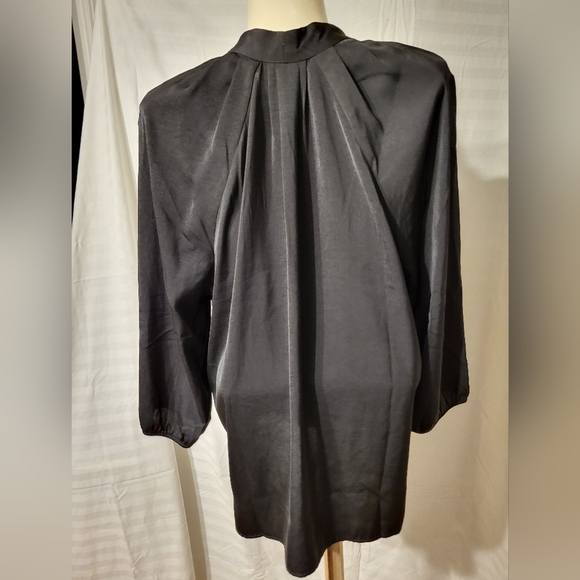 Reitman's | Rock & Shine Black V-neck w Tie-Front Blouse | Size L - Picture 2 of 4